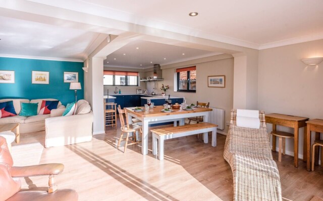Lovely South-facing Garden, Close to Beach, Aldeburgh