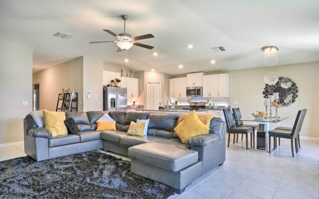 Modern & Bright Ruskin Home Near Bahia Beach!