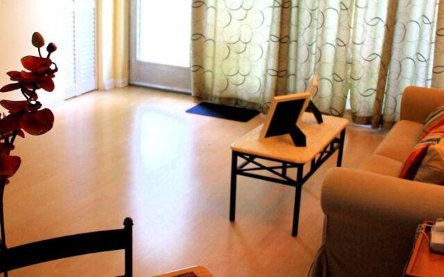 Kira-Mar Waterfront Villas