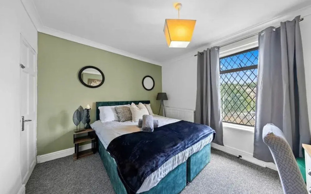 Charming Chatham Apartment With 3 Bedrooms