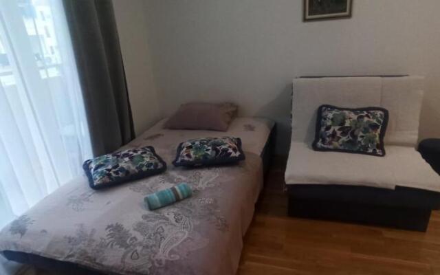 Ana Studio