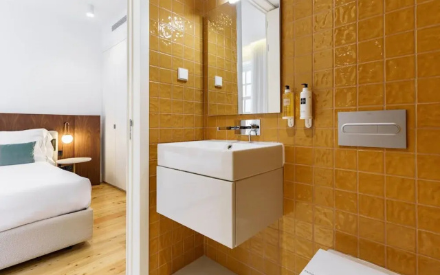 Feel Porto Cl Rigos Charm Flat 1 1