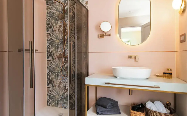 Spindler Luxury rooms by DuHomes