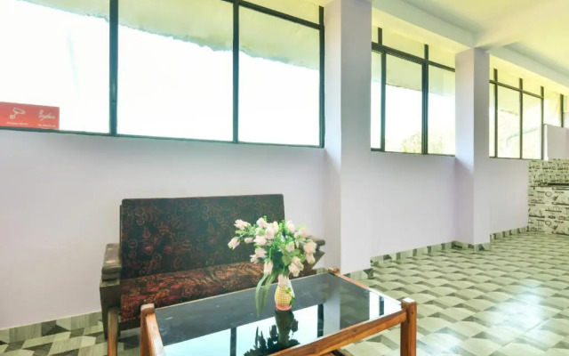 Hotel Drizzle Mount by OYO Rooms