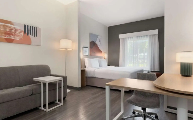 Spark by Hilton Savannah South I-95