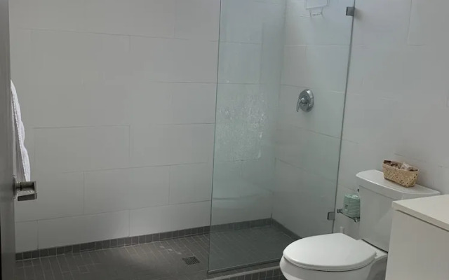 Arecibo Hotel 2103