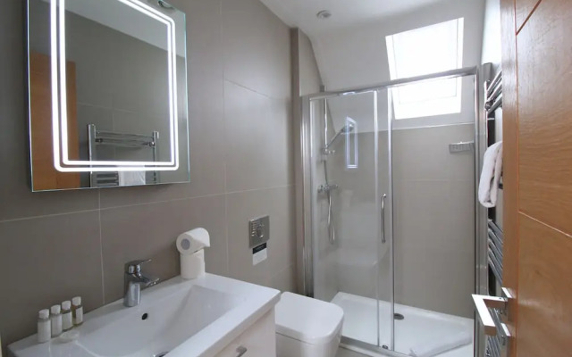 West Finchley by Viridian Apartments