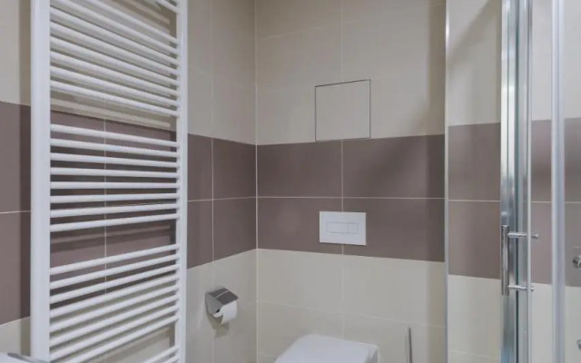 Bright Studio, 10min Centre, Free Parking
