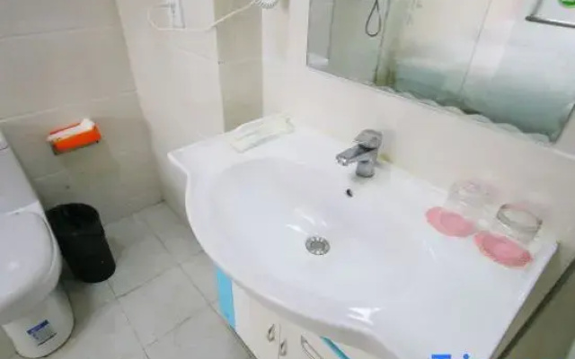 Hao Le Jia Business Hotel