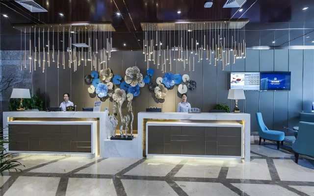 Metropolo Yining Development Zone Hotel