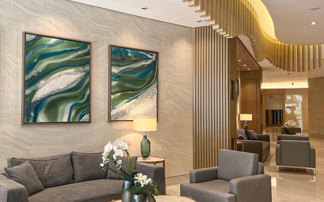 Chic Studio in Lush Residences Near Circuit Makati