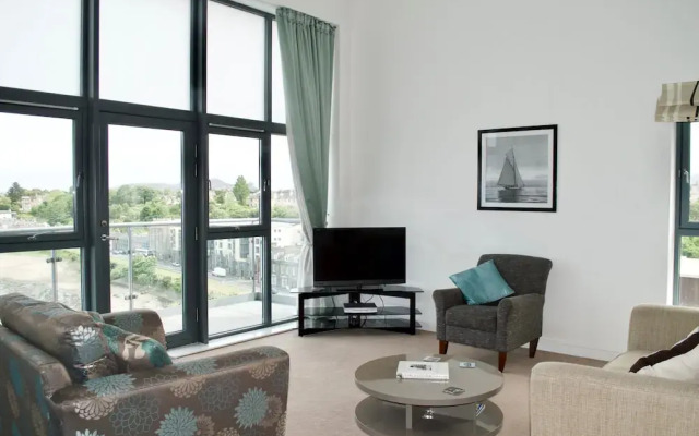 3 Bedroom Flat With 2 Balconies