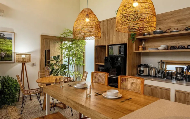 Sunny Paradise Villa by Betterplace