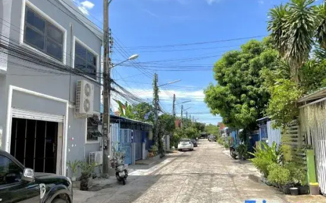 Naeem House Pattaya