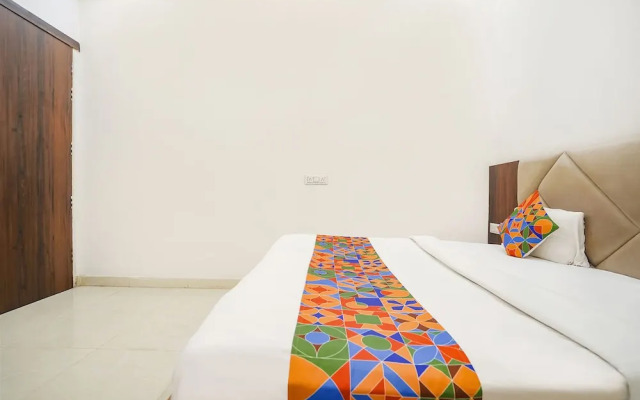 FabHotel Vishal Palace