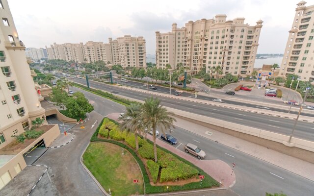 SuperHost - Large Familiar 3BR Apartment in Palm Jumeirah