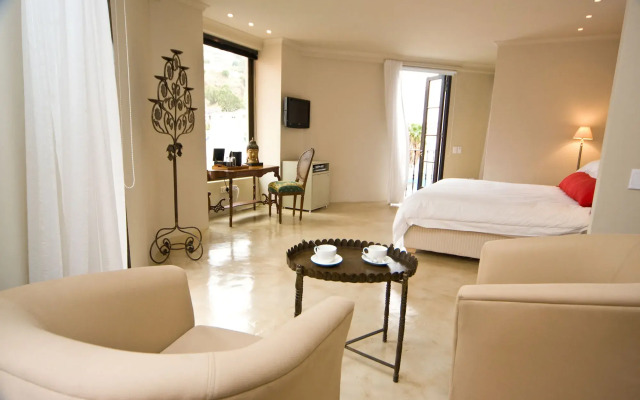 Rouge on Rose Boutique Hotel