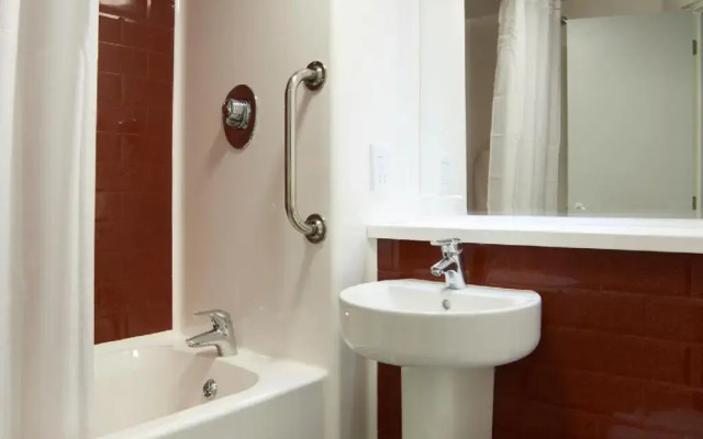 Travelodge Edinburgh Learmonth