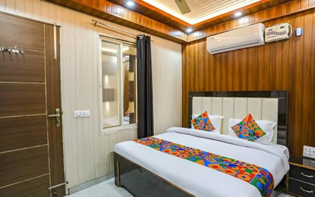 Fabhotel Jms Residency