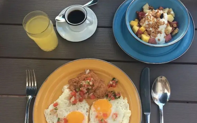 The Mantarraya Outpost Bed & Breakfast