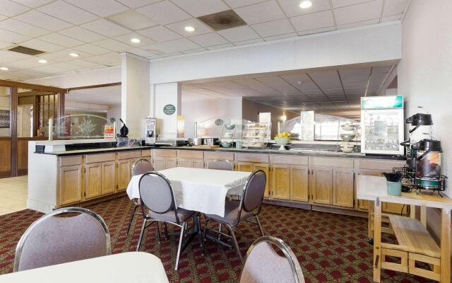 Quality Inn & Suites Paragould