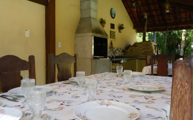Excelente casa Maresias à 100m da praia