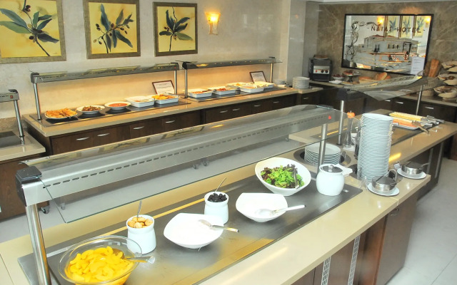 Naias Beach Hotel