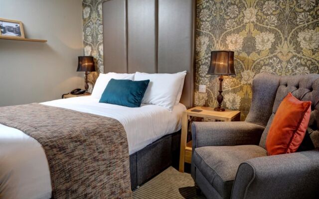 The New Hobbit Hotel Rooms