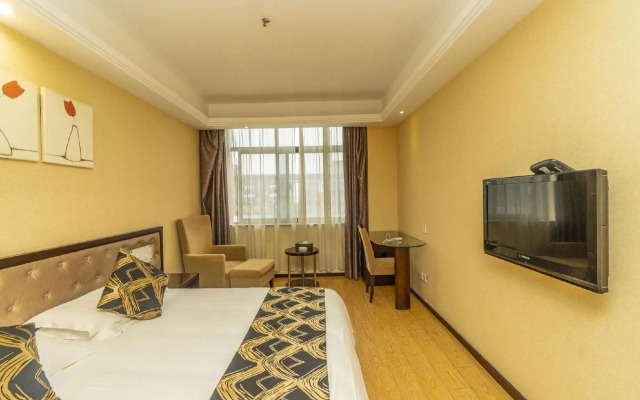 Yilujiu Business Hotel