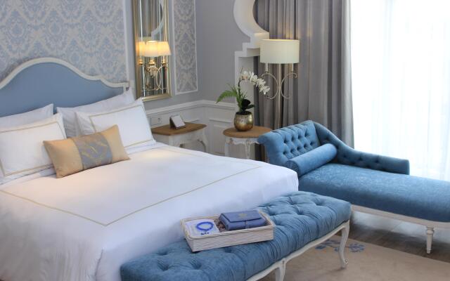 Noor Hotel