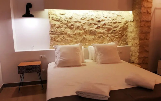 S30 Reina Victoria Suites