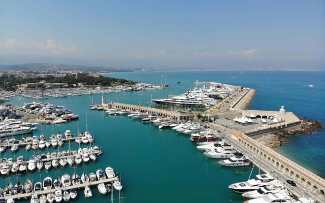 Cosy One-Bedroom Apartment -StayInAntibes- Le Cosy