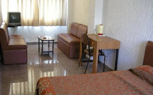 Hotel Samraj