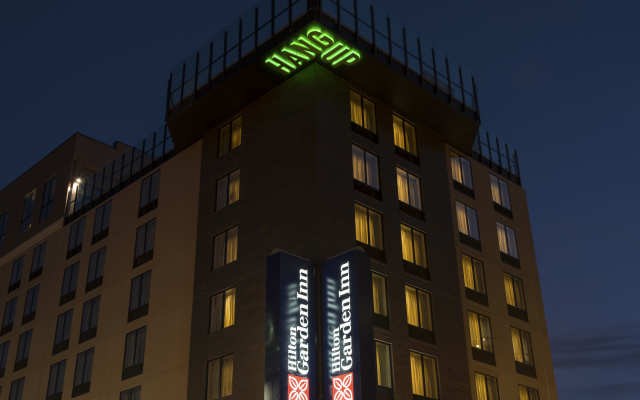 Hilton Garden Inn Louisville Downtown