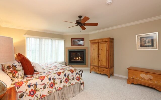 Upscale 3BR Topnotch Overlook