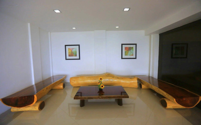 Subic Bay Peninsular Hotel