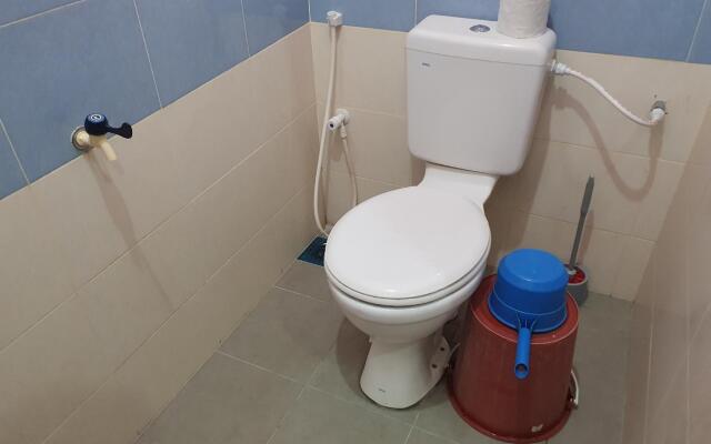 Oyo 90304 Persada Hasra Homestay