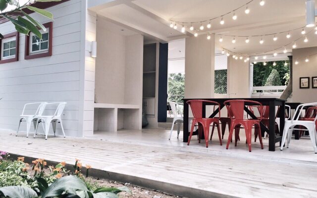Zea Za Bungalow