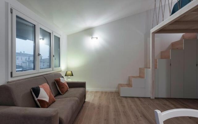 Casa Lugana 19 - monolocale con piscina direttamente a lago