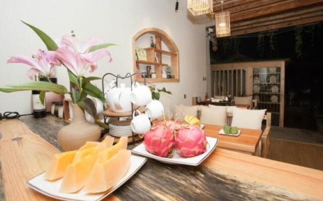 Lijiang Dream River View Hostel