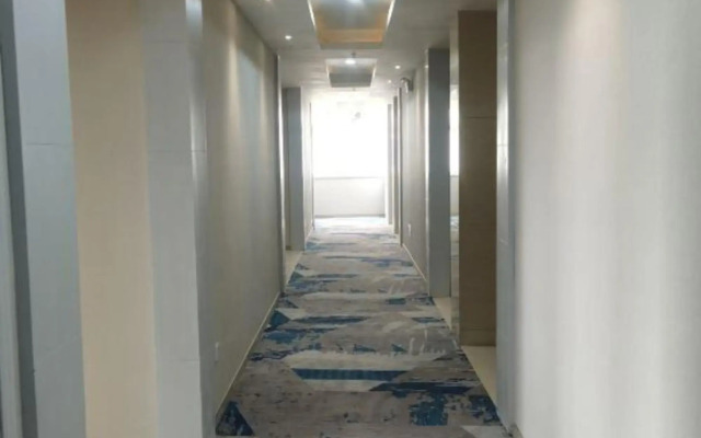 Amy hotel