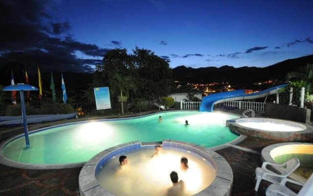 Hotel Villeta Resort