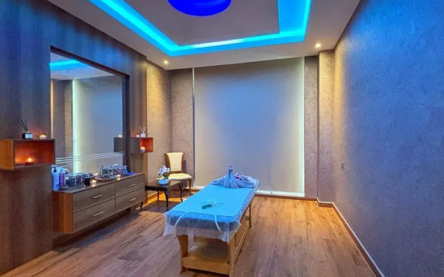 City Gate Hotel