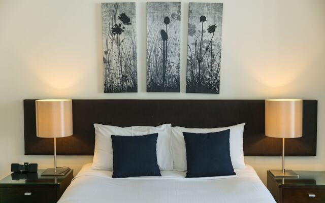 Airtrip Apartment on Edmonstone St