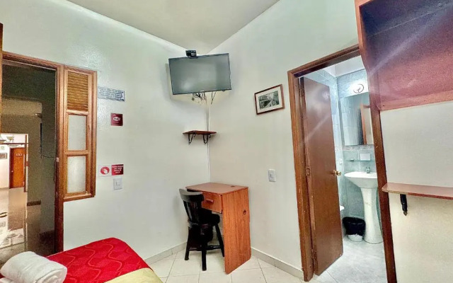 casa quinta hotel la candelaria sas