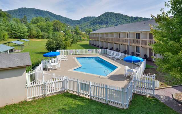 Americas Best Value Inn Canton, NC