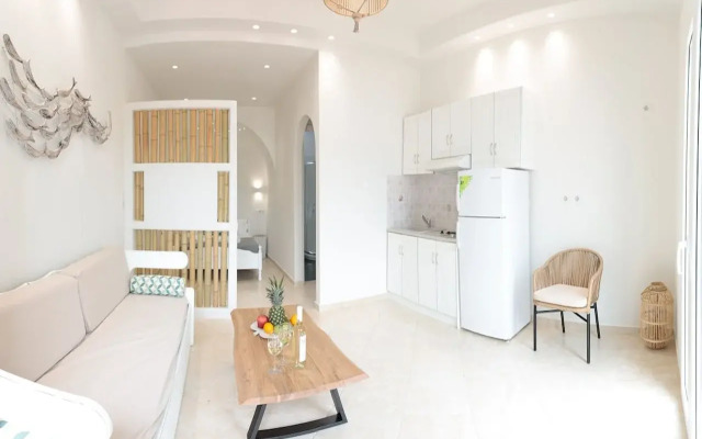 Almiriki Naxos Beachside Living