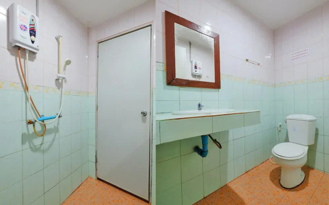 OYO 588 Rose In Mansion