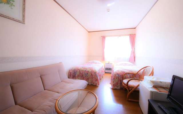 Petit Hotel Anise Garden – Guest Rooms – Hakuba