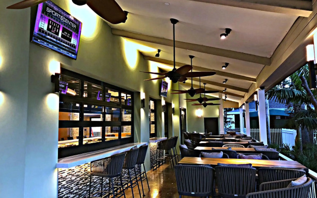 Riverside Hotel